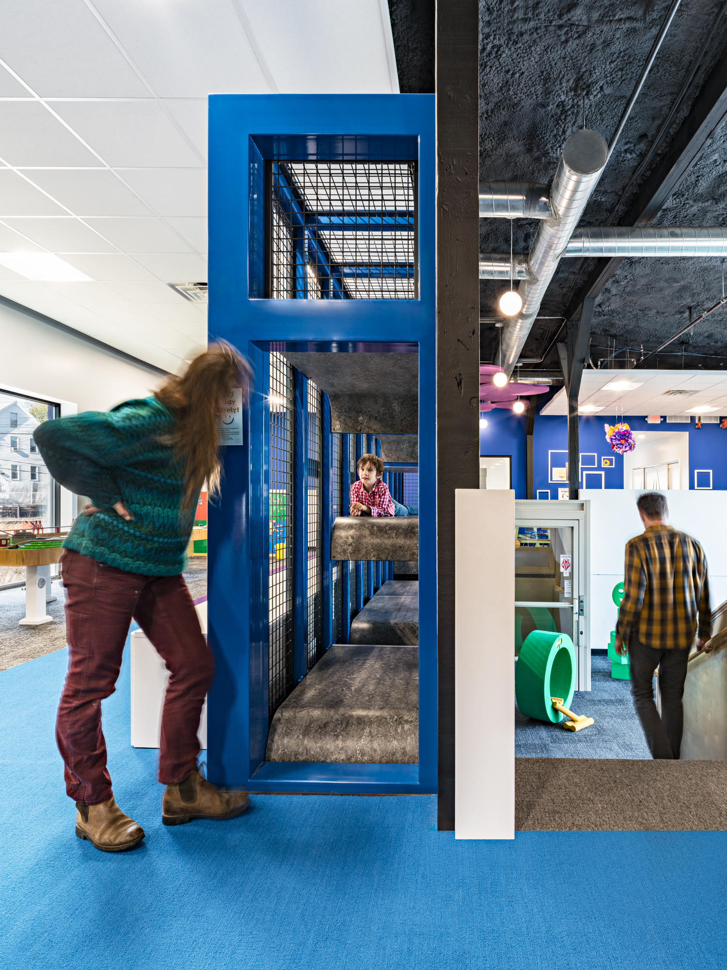 5_gancsos_kr_CMF_0501_with_people